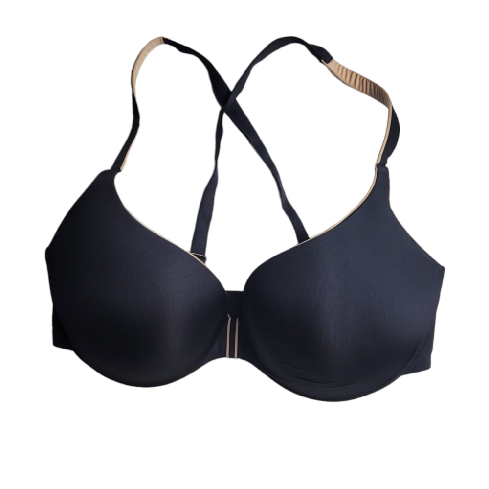 *SOLD* Black & Cream Chantelle Push-up Bra Size 36DD